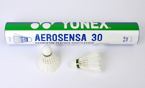 Péřové míče YONEX Aerosensa 30